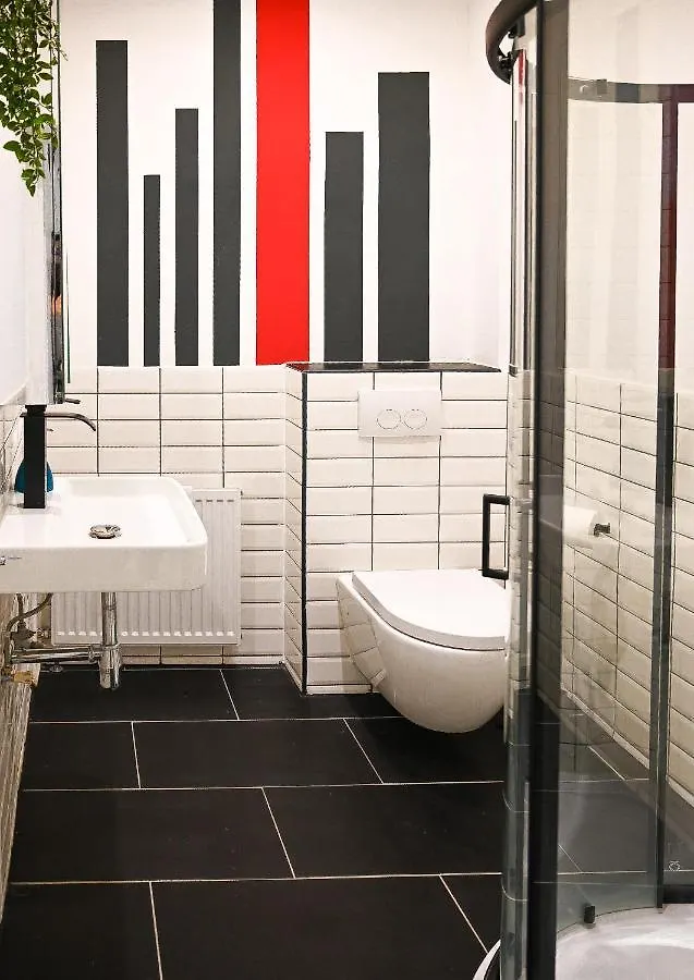 Elegant Apartment Westbahnhof Vienna 0*,  Austria
