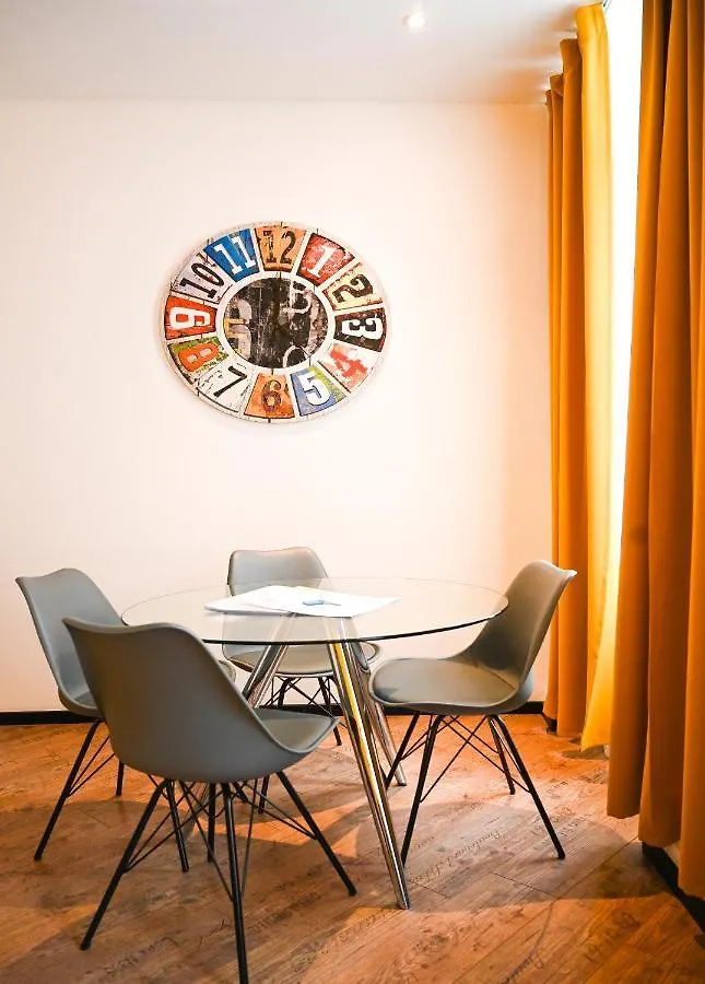 Elegant Apartment Westbahnhof Vienna
