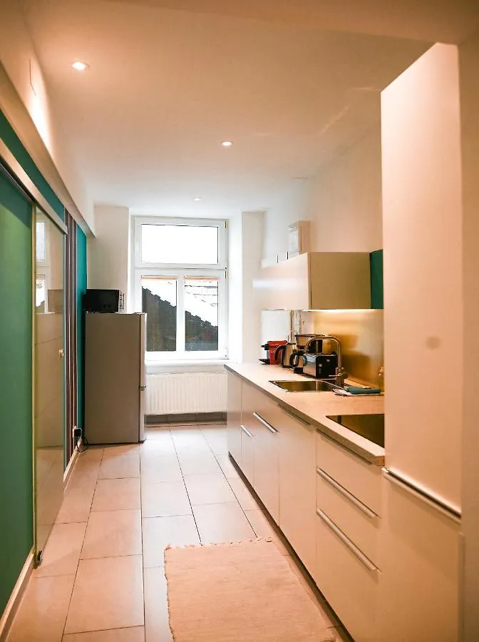 Elegant Apartment Westbahnhof Vienna