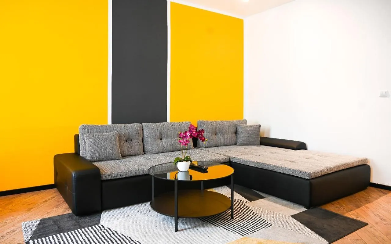 Elegant Apartment Westbahnhof Vienna